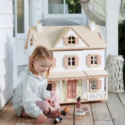 Tender Leaf Toys HUMMING BIRD HOUSE -Toy Discount Store tender leaf toys humming bird house 2