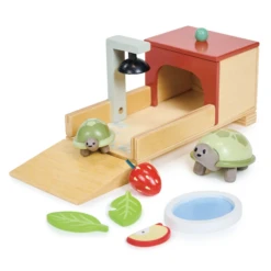 Tender Leaf Toys TORTOISE PET SET