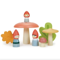 Tender Leaf Toys WOODLAND GNOME FAMILY